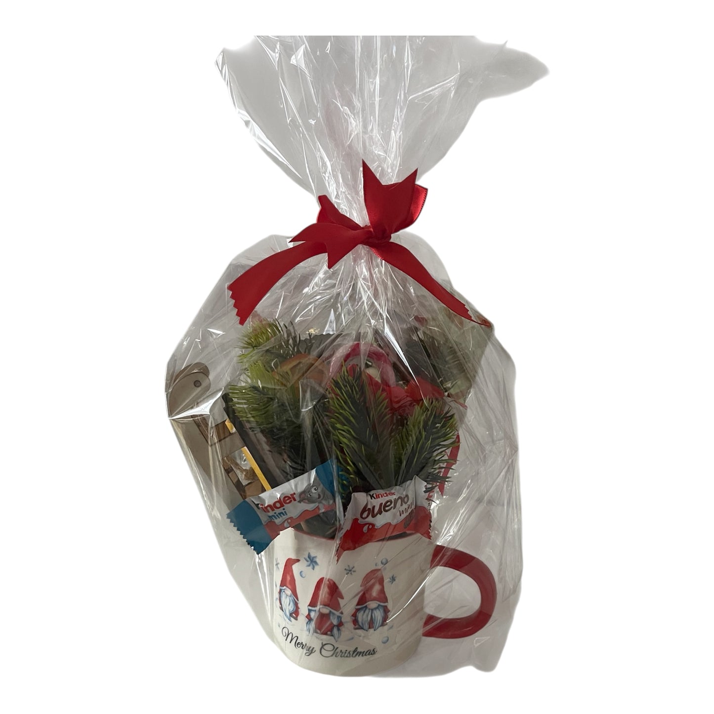 Weihnachtstasse gefüllte mit leckeren Süssigkeiten