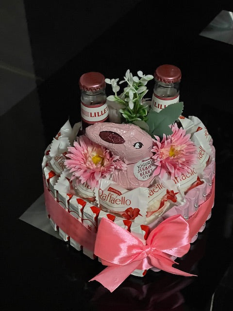 Osterpräsent mit Lillet Aperitif und süßen Leckereien