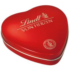 Herz aus Schokolade mit Seifenrosen